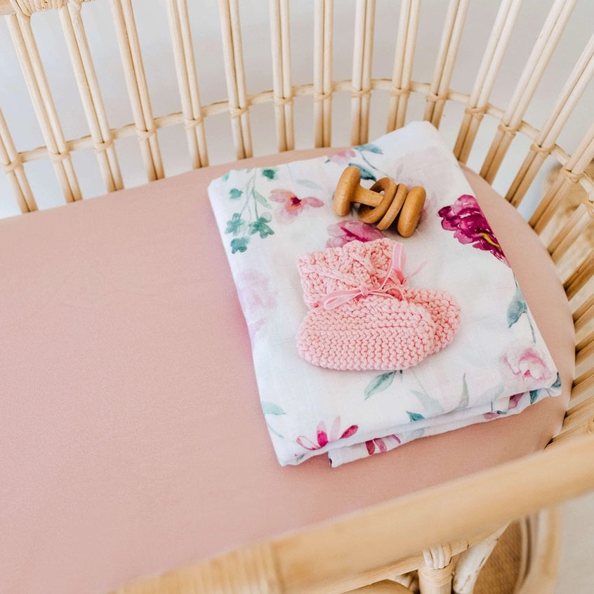 Snuggle Hunny Bassinet Sheet | Lullaby Pink