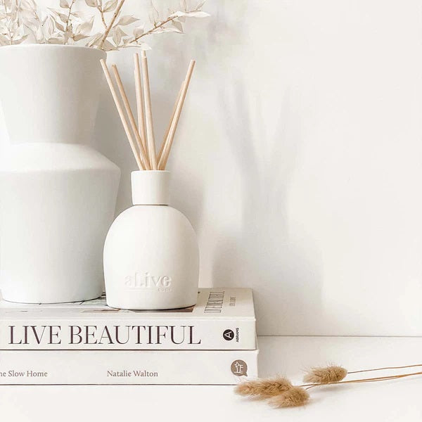 al.ive Body Diffuser | Sweet Dewberry & Clove