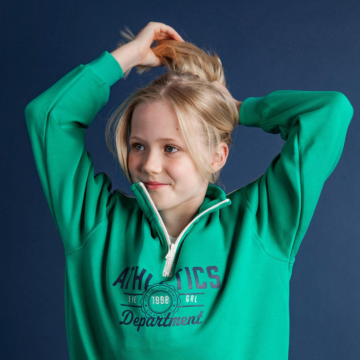 Eve Girl Crew 1/4 Zip  |  Ultimate Green